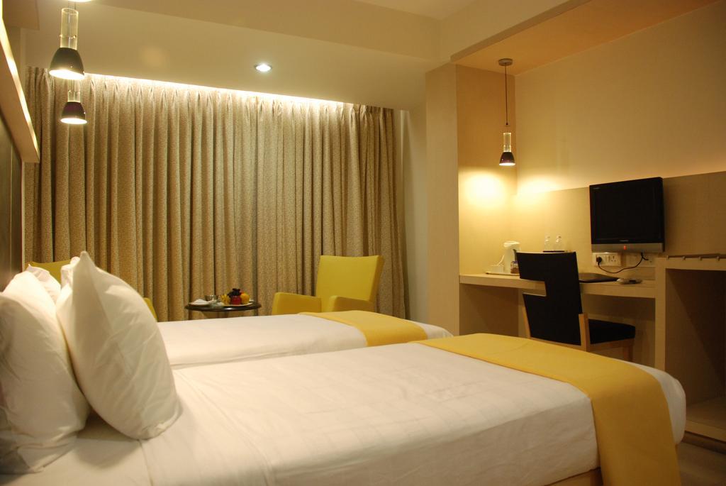 Hotel The Oriental Residency à Bombay Extérieur photo